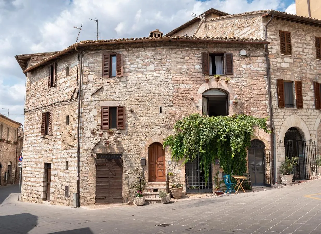 Da Giorgio Apartment Assisi